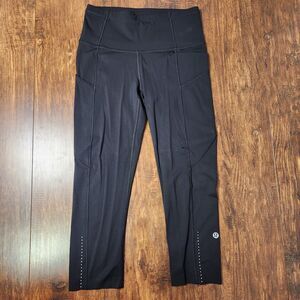 Lululemon FAST FREE CROP II *Nulux 19-Inch Inseam Black Size 4